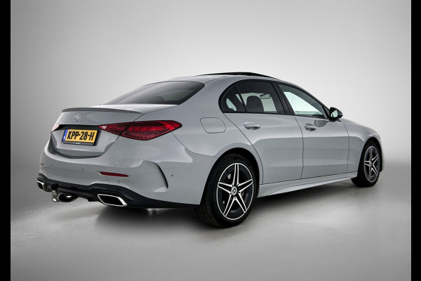 Mercedes-Benz C-Klasse 300 e Business Solution AMG AMG Line l Panoramadak l Burmester l Digital Light l Apple Carplay l Nightpakket l 360°-camera l Trekhaak | Inclusief 24 maanden MB Certified garantie voor Europa.