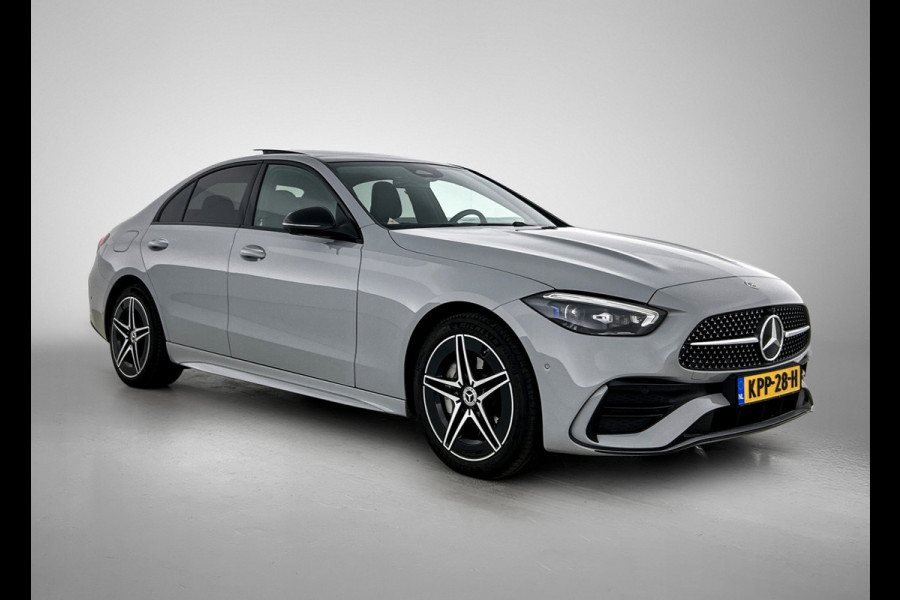 Mercedes-Benz C-Klasse 300 e Business Solution AMG AMG Line l Panoramadak l Burmester l Digital Light l Apple Carplay l Nightpakket l 360°-camera l Trekhaak | Inclusief 24 maanden MB Certified garantie voor Europa.