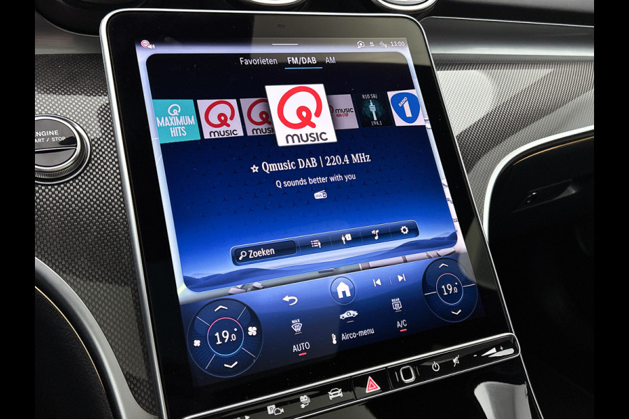 Mercedes-Benz C-Klasse 300 e Business Solution AMG AMG Line l Panoramadak l Burmester l Digital Light l Apple Carplay l Nightpakket l 360°-camera l Trekhaak | Inclusief 24 maanden MB Certified garantie voor Europa.