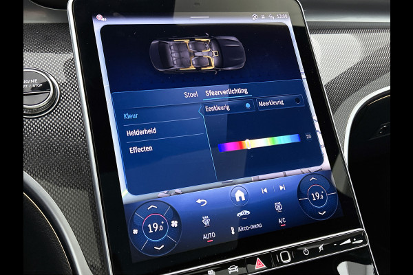 Mercedes-Benz C-Klasse 300 e Business Solution AMG AMG Line l Panoramadak l Burmester l Digital Light l Apple Carplay l Nightpakket l 360°-camera l Trekhaak | Inclusief 24 maanden MB Certified garantie voor Europa.