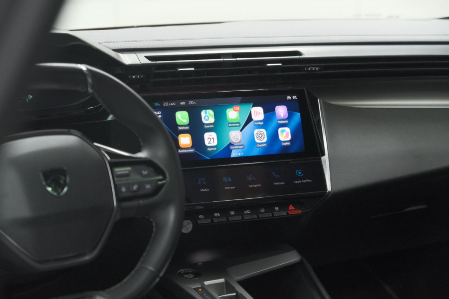 Peugeot 408 1.6 Plug-in HYbrid GT 180 e-EAT8 | Schuif-/Kanteldak | Alcantara Pakket | Dodehoekdetectie | Elektrische Kofferklep