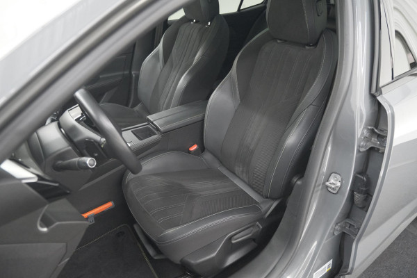 Peugeot 408 1.6 Plug-in HYbrid GT 180 e-EAT8 | Schuif-/Kanteldak | Alcantara Pakket | Dodehoekdetectie | Elektrische Kofferklep