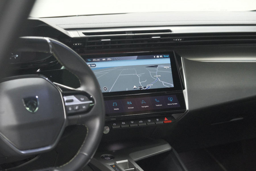 Peugeot 408 1.6 Plug-in HYbrid GT 180 e-EAT8 | Schuif-/Kanteldak | Alcantara Pakket | Dodehoekdetectie | Elektrische Kofferklep