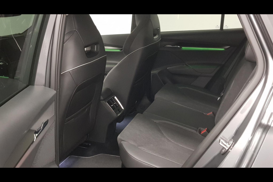 Škoda ENYAQ iV 80 Sportline DEMO ! Navigatie Climate pack Assistentie pack LED Extra Getint glas Lichtmetalen Velgen