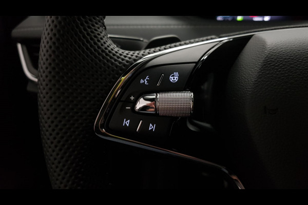 Škoda ENYAQ iV 80 Sportline DEMO ! Navigatie Climate pack Assistentie pack LED Extra Getint glas Lichtmetalen Velgen