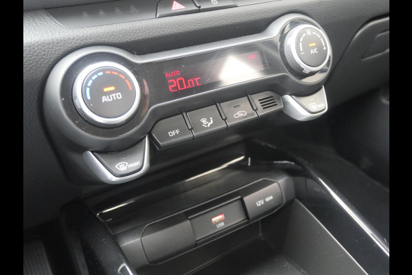 Kia Stonic 1.0 T-GDi MHEV DynamicLine | Cruise | Clima | Camera | Carplay | Navi |