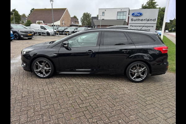 Ford FOCUS Wagon 1.0 ST-Line 125pk | Trekhaak | 18 inch velgen | Climate control | Voorruit verwarming | NLD auto | Carplay, Android auto