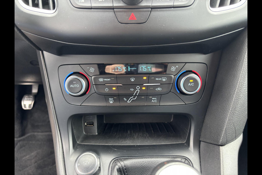 Ford FOCUS Wagon 1.0 ST-Line 125pk | Trekhaak | 18 inch velgen | Climate control | Voorruit verwarming | NLD auto | Carplay, Android auto