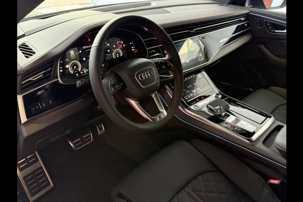 Audi Q8 60 TFSI E COMPETITION PLUS LUCHTVERING SOFT.CLOSE 23''LMV B&O ACHTERAS.BST VALCONA LEER TREKHAAK HEADUP CARBON.INT MATRIX/LASER NIEUWE ONGEBRUIKTE AUTO