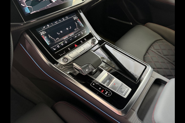 Audi Q8 60 TFSI E COMPETITION PLUS LUCHTVERING SOFT.CLOSE 23''LMV B&O ACHTERAS.BST VALCONA LEER TREKHAAK HEADUP CARBON.INT MATRIX/LASER NIEUWE ONGEBRUIKTE AUTO