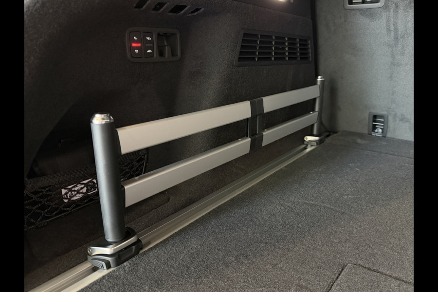 Audi Q8 60 TFSI E COMPETITION PLUS LUCHTVERING SOFT.CLOSE 23''LMV B&O ACHTERAS.BST VALCONA LEER TREKHAAK HEADUP CARBON.INT MATRIX/LASER NIEUWE ONGEBRUIKTE AUTO
