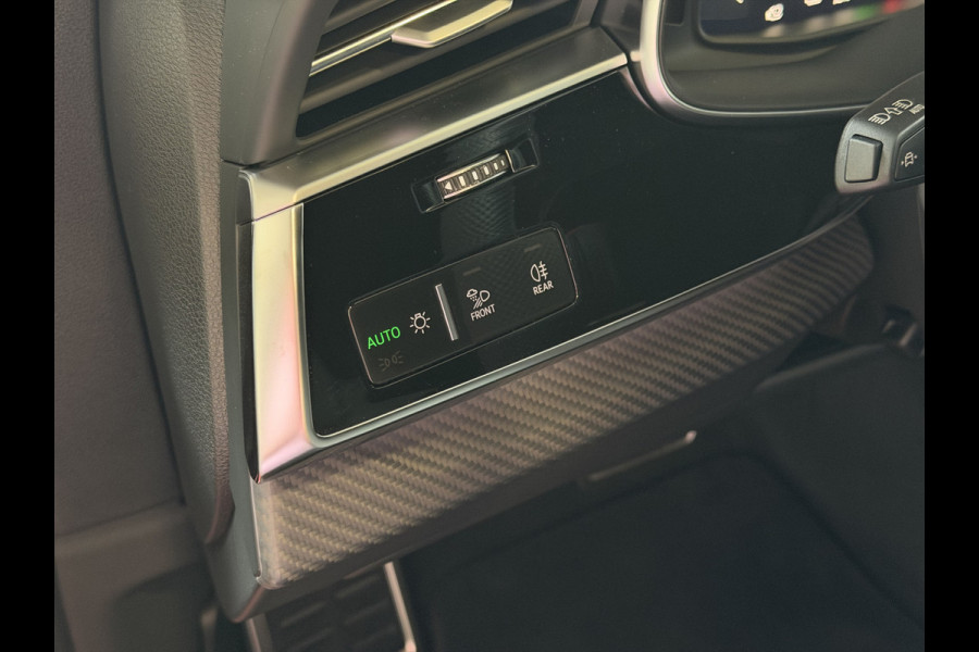 Audi Q8 60 TFSI E COMPETITION PLUS LUCHTVERING SOFT.CLOSE 23''LMV B&O ACHTERAS.BST VALCONA LEER TREKHAAK HEADUP CARBON.INT MATRIX/LASER NIEUWE ONGEBRUIKTE AUTO
