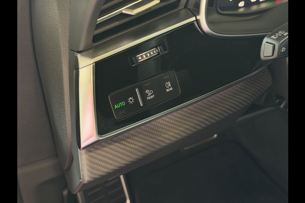Audi Q8 60 TFSI E COMPETITION PLUS LUCHTVERING SOFT.CLOSE 23''LMV B&O ACHTERAS.BST VALCONA LEER TREKHAAK HEADUP CARBON.INT MATRIX/LASER NIEUWE ONGEBRUIKTE AUTO