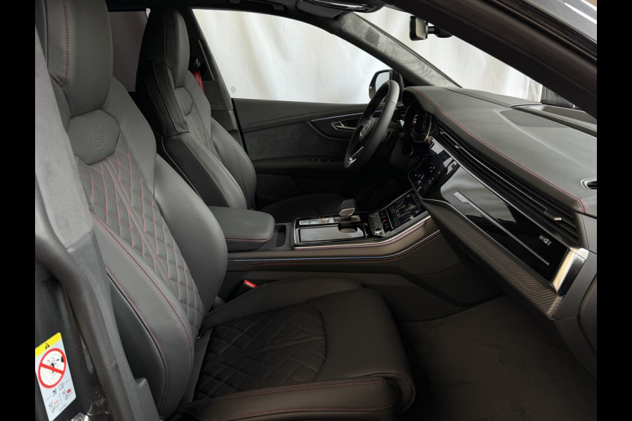 Audi Q8 60 TFSI E COMPETITION PLUS LUCHTVERING SOFT.CLOSE 23''LMV B&O ACHTERAS.BST VALCONA LEER TREKHAAK HEADUP CARBON.INT MATRIX/LASER NIEUWE ONGEBRUIKTE AUTO