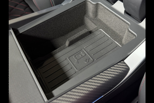 Audi Q8 60 TFSI E COMPETITION PLUS LUCHTVERING SOFT.CLOSE 23''LMV B&O ACHTERAS.BST VALCONA LEER TREKHAAK HEADUP CARBON.INT MATRIX/LASER NIEUWE ONGEBRUIKTE AUTO