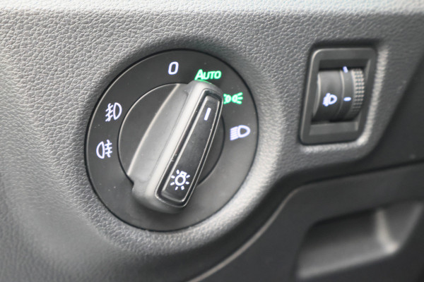 Škoda SCALA 1.0 TSI Ambition Eerste Eigenaar, Airco, Rijstrooksensor, Cruise, Apple Carplay, DAB, PDC, 16''