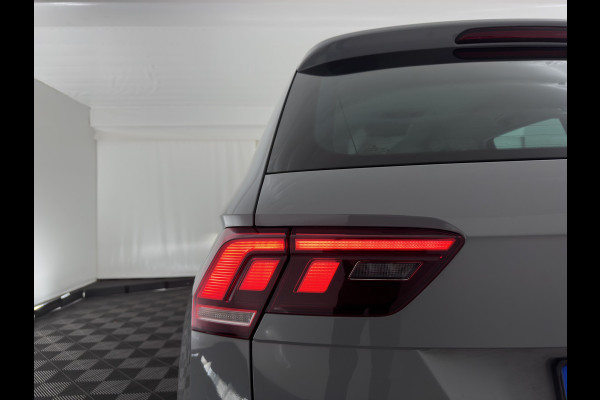 Volkswagen Tiguan 2.0 TDI Business+ (INCL.BTW) Aut. *FULL-LED | HEATED-COMFORTSEATS | ADAPTIVE-CRUISE | DIGI-COCKPIT | PRIVACY-GLASS | CAMERA | SHIFT-PADDLES | ECC | PDC | 18''ALU | TOWBAR*