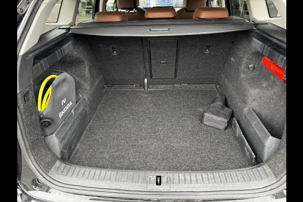 Škoda ENYAQ iV 80 | SOH: 89,7% | Sport Pakket | Leder Pakket | Climate Pakket | Assistentie Pakket | Comfort Plus Pakket | HUD | Trekhaak | Cam | Addaptive CC |