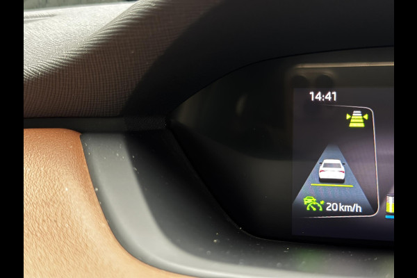 Škoda ENYAQ iV 80 | SOH: 89,7% | Sport Pakket | Leder Pakket | Climate Pakket | Assistentie Pakket | Comfort Plus Pakket | HUD | Trekhaak | Cam | Addaptive CC |