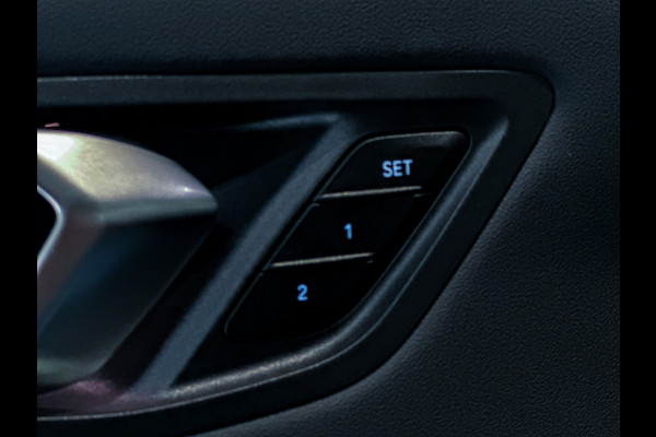 BMW 1-serie M135 xDrive Frozen|H/K|360|HUD|Panorama