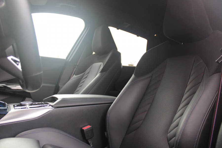 BMW X3 M50 xDrive 399PK M-SPORT PRO | PANORAMA DAK | HARMAN KARDON AUDIO SYSTEM | COMFORT PACK: (STOELVENTILATIE OP DE VOORSTOELEN, ELEKTRISCH VERWARMBARE VOORSTOELEN EN BUITENSTE ZITPLAATSEN ACHTERIN, HANDBEDIENDE ZONNESCHERMEN VOOR ACHTERPORTIERRUITEN) | PREMIUM PACK: (ELEKTRISCH VERSTELBARE LENDESTEUN VOOR BESTUURDER EN PASSAGIER, TRAVEL EN COMFORT SYSTEEM, ADAPTIEVE LED KOPLAMPEN) | PROFESSIONAL PACK: (PARKING ASSISTANT PLUS, DRIVING ASSISTANT PLUS, INTERIEURCAMERA, BMW LIVE COCKPIT PROFESSIONAL) | SHADOW LINE | NAVIGATIE | DRAADLOZE APPLE CARPLAY/ANDROID AUTO | DUBBELE D