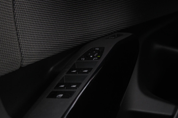 BMW X3 M50 xDrive 399PK M-SPORT PRO | PANORAMA DAK | HARMAN KARDON AUDIO SYSTEM | COMFORT PACK: (STOELVENTILATIE OP DE VOORSTOELEN, ELEKTRISCH VERWARMBARE VOORSTOELEN EN BUITENSTE ZITPLAATSEN ACHTERIN, HANDBEDIENDE ZONNESCHERMEN VOOR ACHTERPORTIERRUITEN) | PREMIUM PACK: (ELEKTRISCH VERSTELBARE LENDESTEUN VOOR BESTUURDER EN PASSAGIER, TRAVEL EN COMFORT SYSTEEM, ADAPTIEVE LED KOPLAMPEN) | PROFESSIONAL PACK: (PARKING ASSISTANT PLUS, DRIVING ASSISTANT PLUS, INTERIEURCAMERA, BMW LIVE COCKPIT PROFESSIONAL) | SHADOW LINE | NAVIGATIE | DRAADLOZE APPLE CARPLAY/ANDROID AUTO | DUBBELE D