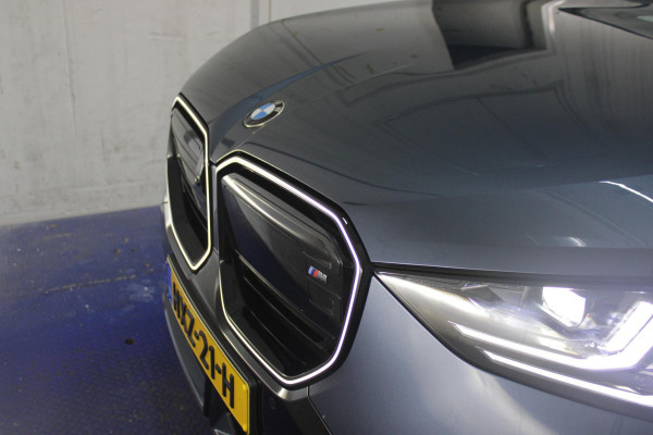 BMW X3 M50 xDrive 399PK M-SPORT PRO | PANORAMA DAK | HARMAN KARDON AUDIO SYSTEM | COMFORT PACK: (STOELVENTILATIE OP DE VOORSTOELEN, ELEKTRISCH VERWARMBARE VOORSTOELEN EN BUITENSTE ZITPLAATSEN ACHTERIN, HANDBEDIENDE ZONNESCHERMEN VOOR ACHTERPORTIERRUITEN) | PREMIUM PACK: (ELEKTRISCH VERSTELBARE LENDESTEUN VOOR BESTUURDER EN PASSAGIER, TRAVEL EN COMFORT SYSTEEM, ADAPTIEVE LED KOPLAMPEN) | PROFESSIONAL PACK: (PARKING ASSISTANT PLUS, DRIVING ASSISTANT PLUS, INTERIEURCAMERA, BMW LIVE COCKPIT PROFESSIONAL) | SHADOW LINE | NAVIGATIE | DRAADLOZE APPLE CARPLAY/ANDROID AUTO | DUBBELE D