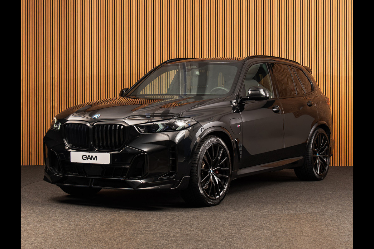 BMW X5 xDrive50e M-SPORT | 22" | SKYLOUNGE | B/W | MASSAGE