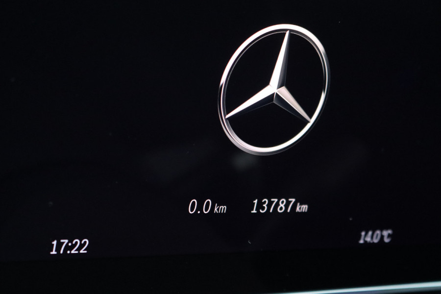 Mercedes-Benz C-Klasse Estate 300 e AMG Line Premium | Panoramadak | Memory | Distronic | Surround Camera | Trekhaak | Digital Light | Nightpakket | Augmented Reality |
