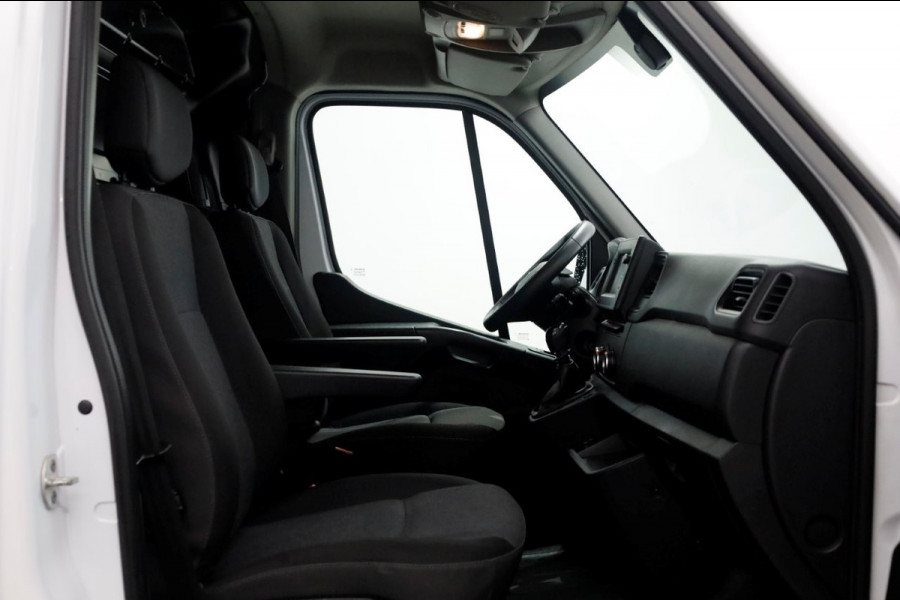 Renault Master T35 2.3 dCi 135pk L2H2 Airco/Camera/Imperiaal 10-2020