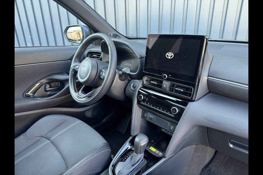 Toyota Yaris Cross 1.5 Hybrid 130 Launch Edition | Innovation Pack | Pano dak | 360 camera | JBL | Rijklaar!!