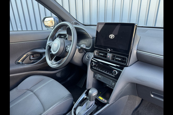 Toyota Yaris Cross 1.5 Hybrid 130 Launch Edition | Innovation Pack | Pano dak | 360 camera | JBL | Rijklaar!!