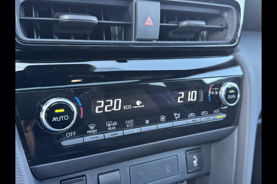 Toyota Yaris Cross 1.5 Hybrid 130 Launch Edition | Innovation Pack | Pano dak | 360 camera | JBL | Rijklaar!!