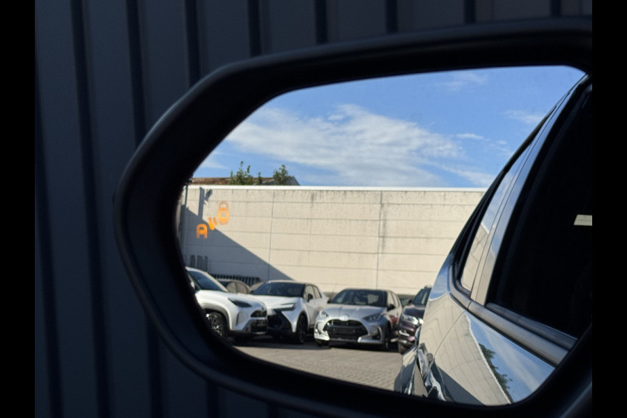 Toyota Yaris Cross 1.5 Hybrid 130 Launch Edition | Innovation Pack | Pano dak | 360 camera | JBL | Rijklaar!!