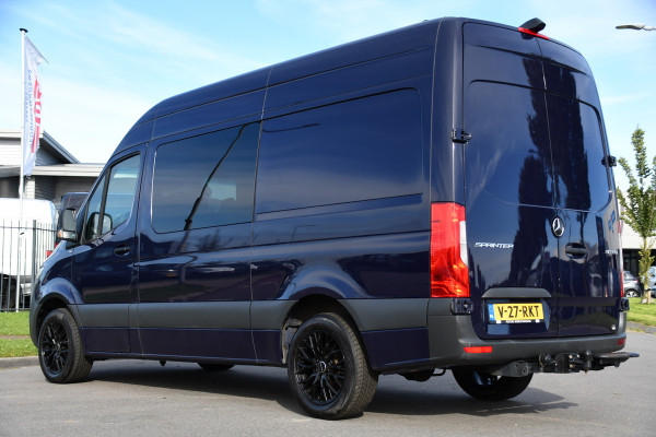 Mercedes-Benz Sprinter 317 1.9 CDI L2H2 RWD DC PB Edition Camera Cruise, Carplay, LED, 3500kg Trekhaak, Geveerde stoel, Standkachel, Automaat, 170pk, Uniek!