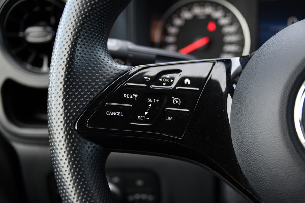 Mercedes-Benz Vito 114 CDI 1.9 PB Edition FACELIFT! Camera, Cruise, Carplay, Multimedia, Automaat, 136pk, Sensoren, Uniek!
