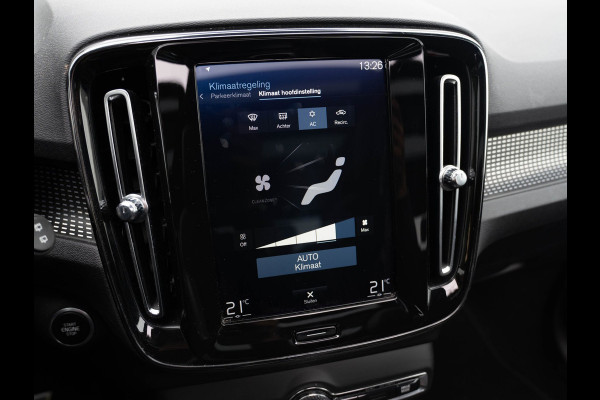 Volvo XC40 2.0 T4 190PK R-Design | Pano | Surround View | Trekhaak