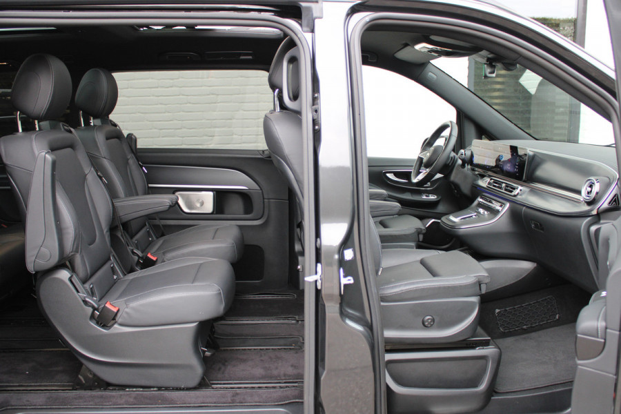 Mercedes-Benz Eqv 300 L2 / AMG / Luchtvering / Panorama / Elec Stoelen / 7-Persoons / Burmester / 360 Camera / Vol Opties / NIEUWSTAAT
