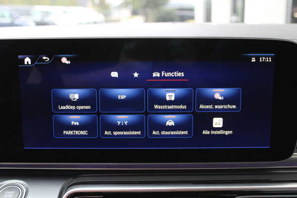 Mercedes-Benz Eqv 300 L2 / AMG / Luchtvering / Panorama / Elec Stoelen / 7-Persoons / Burmester / 360 Camera / Vol Opties / NIEUWSTAAT