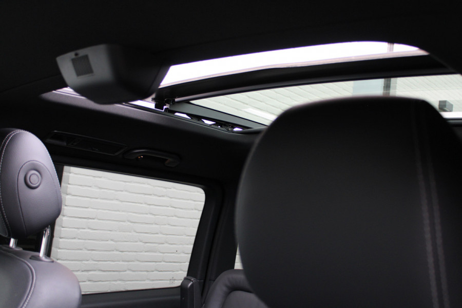 Mercedes-Benz Eqv 300 L2 / AMG / Luchtvering / Panorama / Elec Stoelen / 7-Persoons / Burmester / 360 Camera / Vol Opties / NIEUWSTAAT