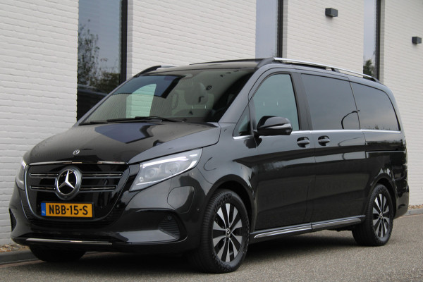 Mercedes-Benz Eqv 300 L2 / AMG / Luchtvering / Panorama / Elec Stoelen / 7-Persoons / Burmester / 360 Camera / Vol Opties / NIEUWSTAAT