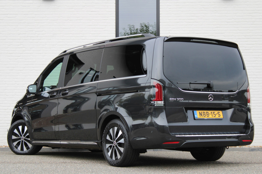 Mercedes-Benz Eqv 300 L2 / AMG / Luchtvering / Panorama / Elec Stoelen / 7-Persoons / Burmester / 360 Camera / Vol Opties / NIEUWSTAAT