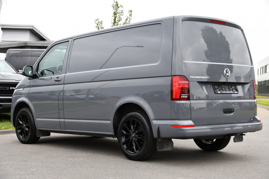 Volkswagen Transporter 2.0 TDI L1H1 Bulli Virtual, Camera, Cruise, Carplay, LED, Multimedia, 150pk, Leder, Uniek!