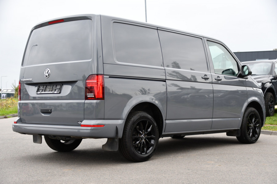 Volkswagen Transporter 2.0 TDI L1H1 Bulli Virtual, Camera, Cruise, Carplay, LED, Multimedia, 150pk, Leder, Uniek!