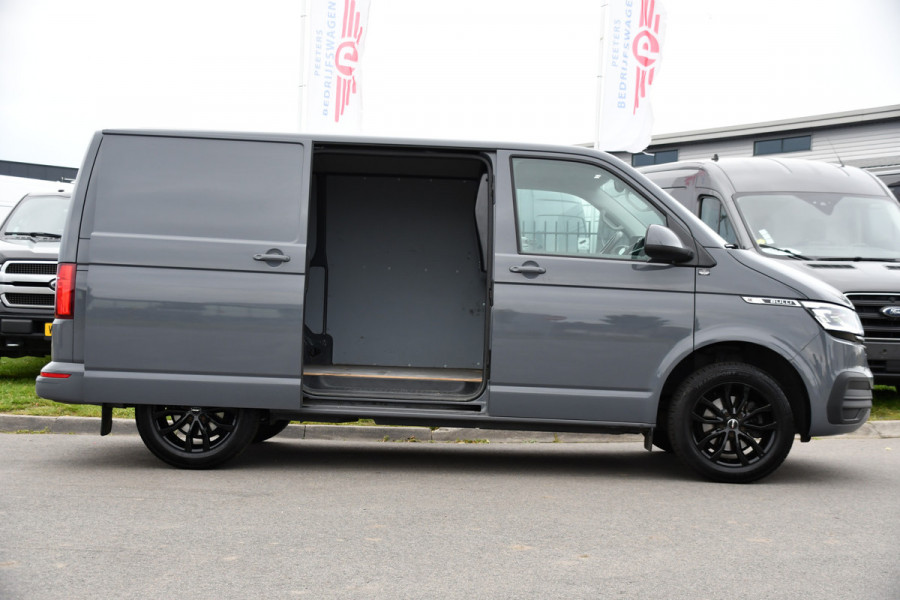 Volkswagen Transporter 2.0 TDI L1H1 Bulli Virtual, Camera, Cruise, Carplay, LED, Multimedia, 150pk, Leder, Uniek!