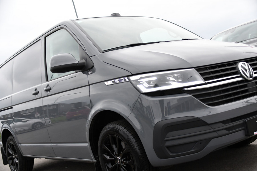Volkswagen Transporter 2.0 TDI L1H1 Bulli Virtual, Camera, Cruise, Carplay, LED, Multimedia, 150pk, Leder, Uniek!