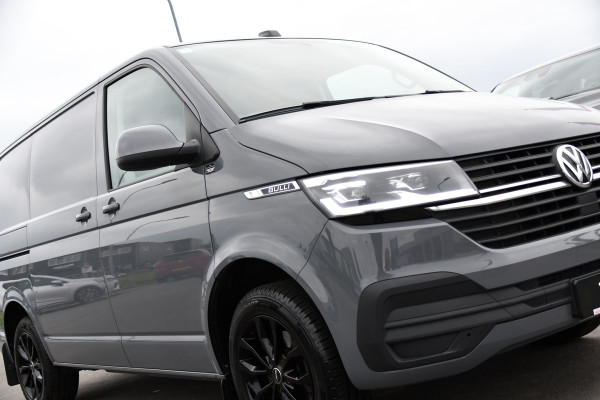 Volkswagen Transporter 2.0 TDI L1H1 Bulli Virtual, Camera, Cruise, Carplay, LED, Multimedia, 150pk, Leder, Uniek!