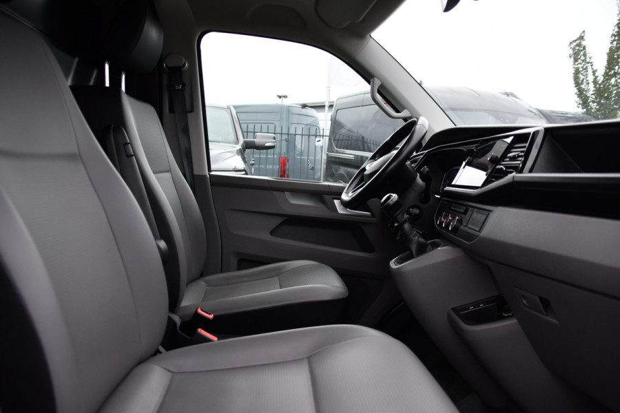 Volkswagen Transporter 2.0 TDI L1H1 Bulli Virtual, Camera, Cruise, Carplay, LED, Multimedia, 150pk, Leder, Uniek!