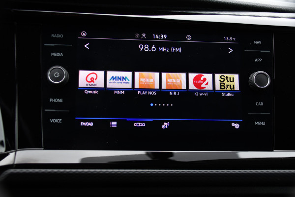 Volkswagen Transporter 2.0 TDI L1H1 Bulli Virtual, Camera, Cruise, Carplay, LED, Multimedia, 150pk, Leder, Uniek!