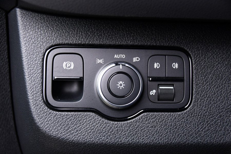 Mercedes-Benz Sprinter 319 1.9 CDI L2H2 RWD PB Edition Full Options! Luchtvering, Cruise, 360 Camera, Stoelverwarming, Clima, LED, Standkachel, Voorruit verwarming, 190pk, Automaat, Uniek!